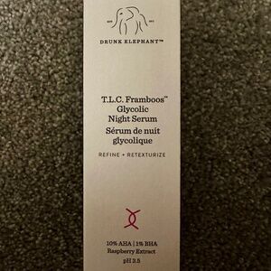 Drunk Elephant Framboos Glycolic Night Serum